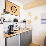 La Au Petit Bonheur Appartement *