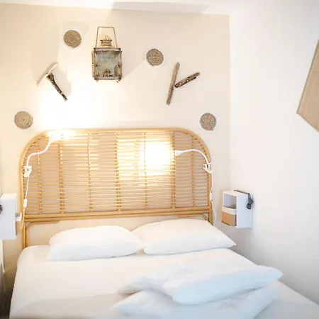 La Au Petit Bonheur Apartment Honfleur