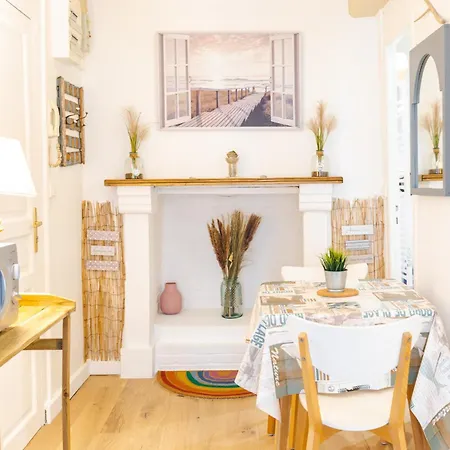 Au Petit Bonheur Apartment Honfleur