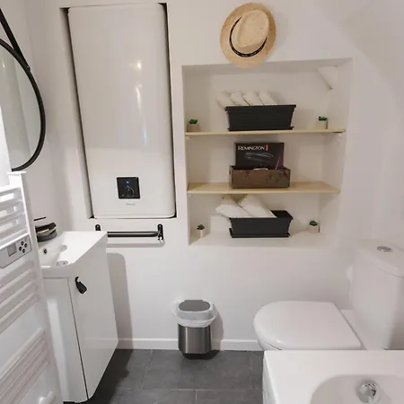 La Au Petit Bonheur Honfleur