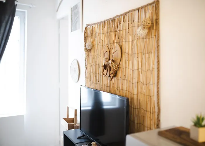 La Au Petit Bonheur Honfleur