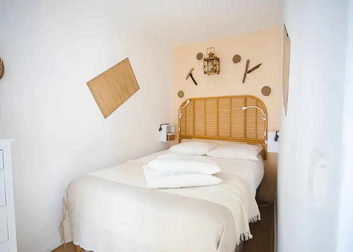 La Au Petit Bonheur Apartment *