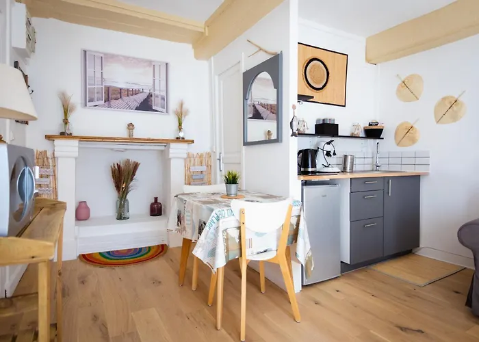 Apartment La Au Petit Bonheur Honfleur